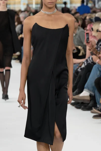 Look 94